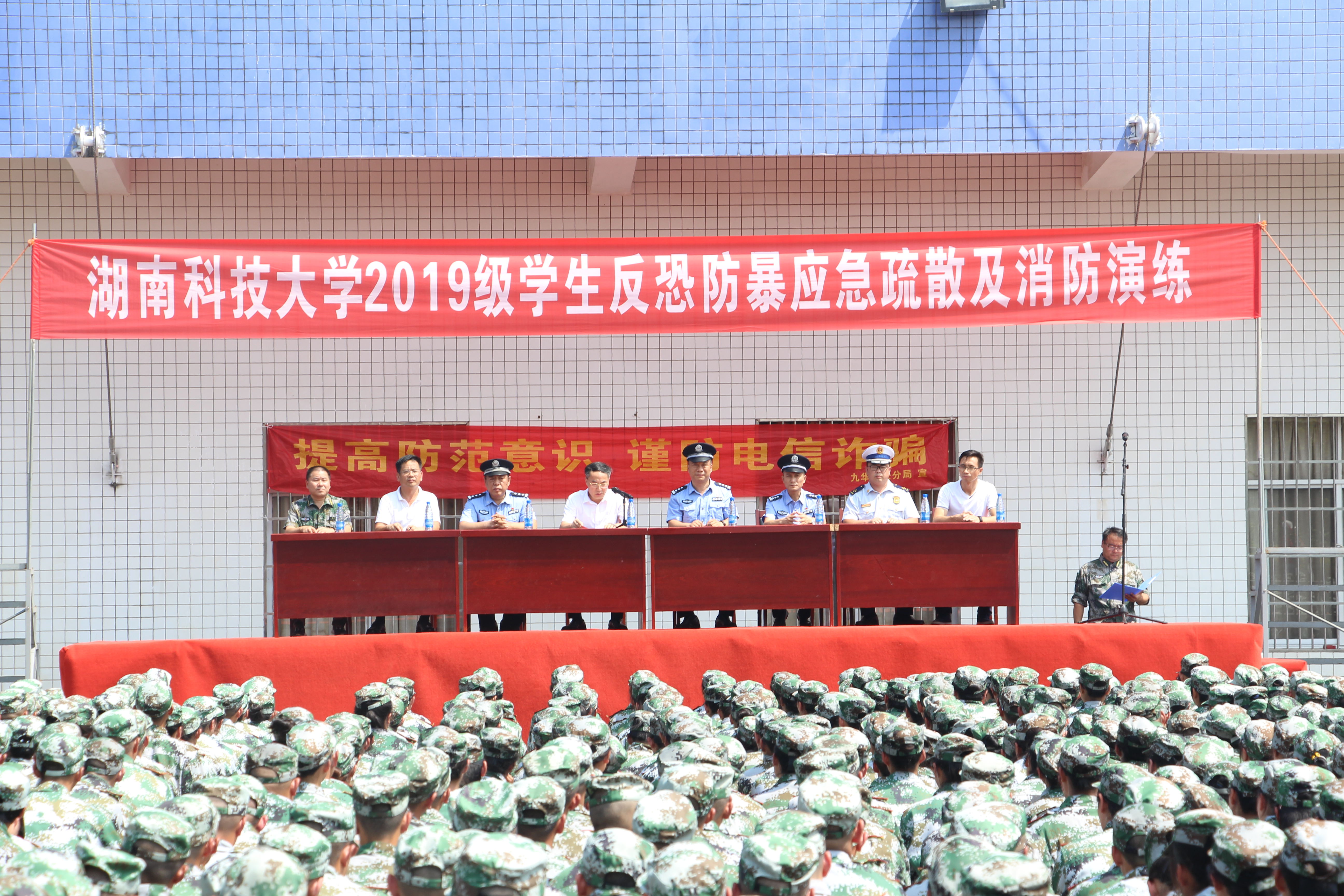 f93361ab591e4f819014ef4059177120.jpg f93361ab591e4f819014ef4059177120.jpg