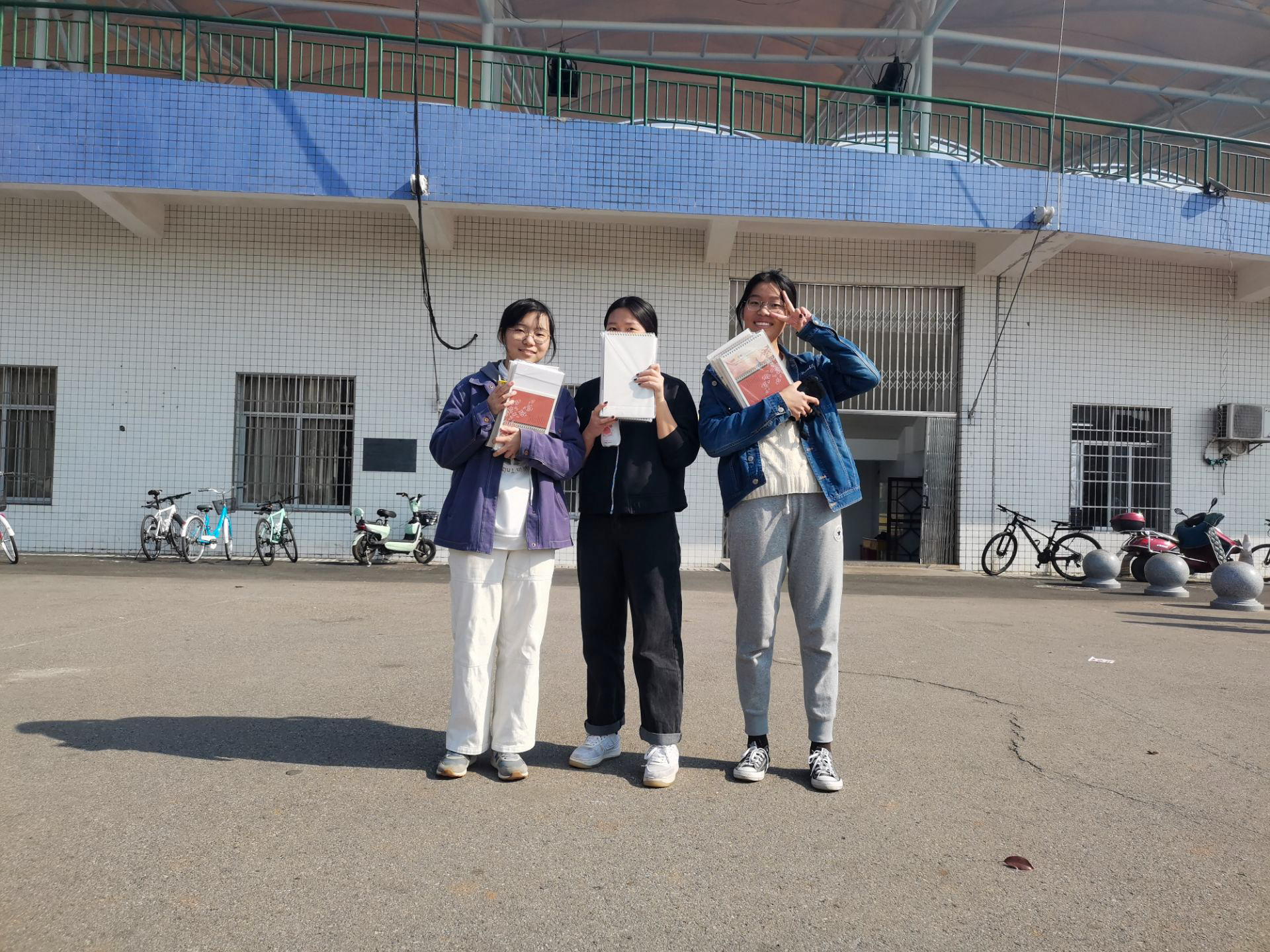 5498b0fc8be2485292dcda6e190ff65c.jpg 5498b0fc8be2485292dcda6e190ff65c.jpg